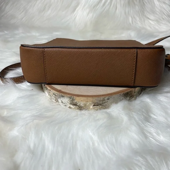 Michael Kors Jet Set Flat Crossbody Bag Purse - Picture 10 of 11